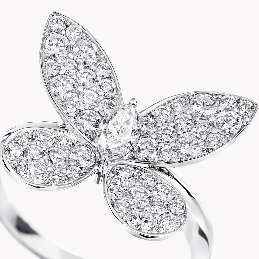 Pavé Butterfly Diamond Ring